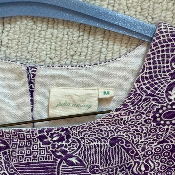 Julia Amory Purple Paisley Patterned Slim Top Size Medium - Picture 2 of 4